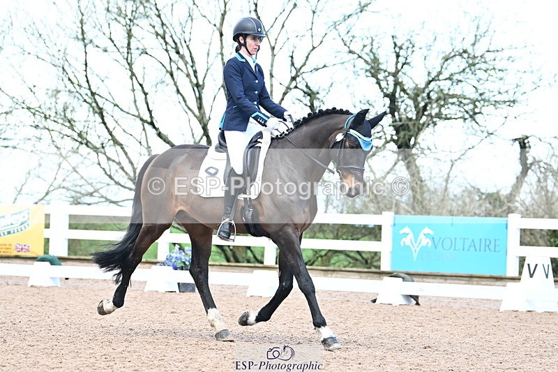 240218A-105345-05725 - 232-Alys.Matravers-VORVASHILL.VERTIGO