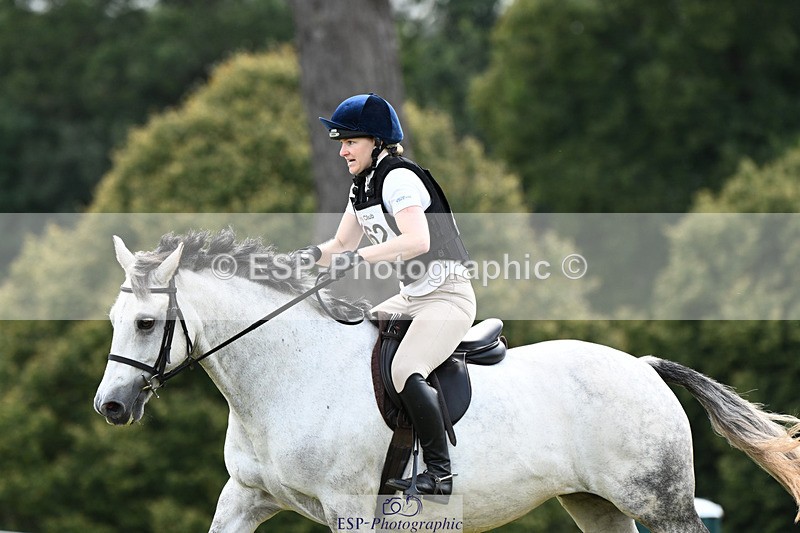 240825X-171740-37467 - 80cm XC 16.30 to 17.30