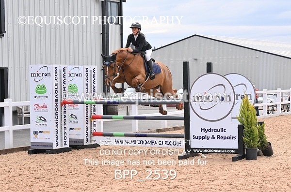 BPP_2539 - CLASS 7 - FRI - Senior Foxhunter/1.20m Open