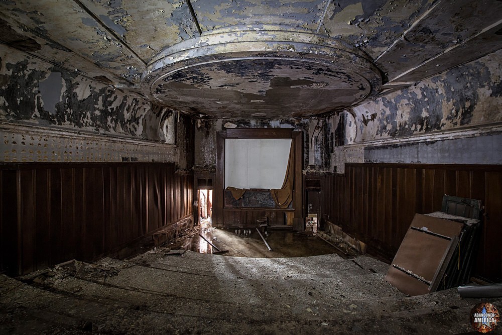 Warner Swasey Observatory (Cleveland, OH) | Lecture Hall - The Warner and Swasey Observatory