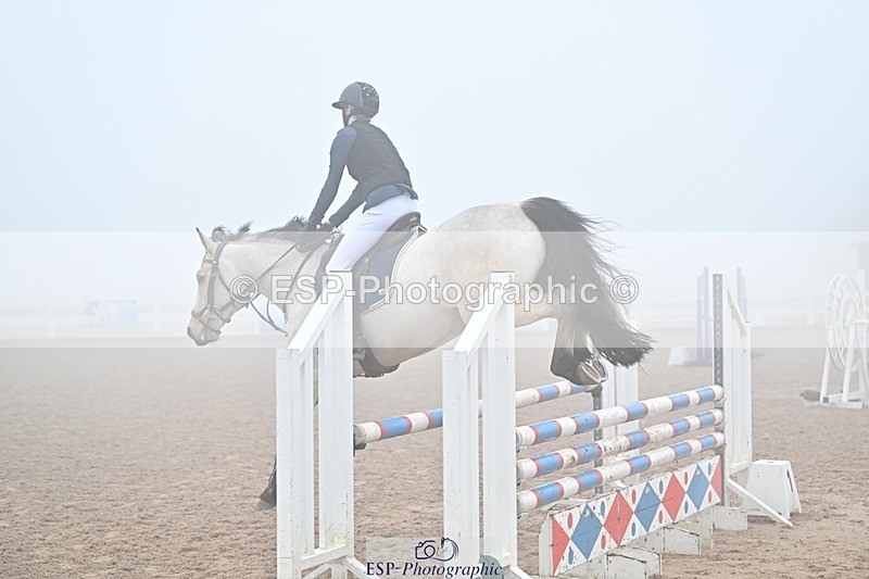250208-121501-00492 - Cls 9 Pony Newcomers and 1m