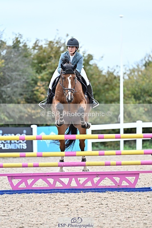 251015-131350-00517 - Cls 4 Newcomers and 1.10m Open