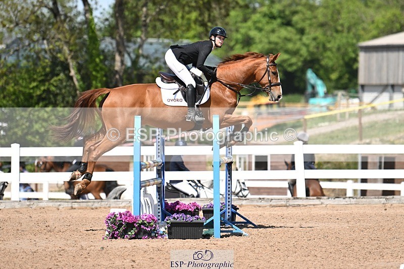 250510-143233-11768 - Cls 23 1.05m Amateur Quali