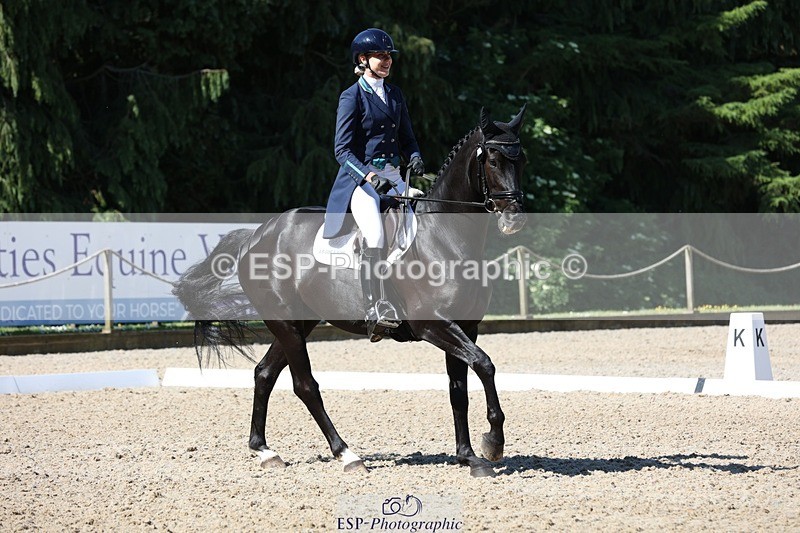 230526-100328-05167 - 358-EQUADOR_MW-Toots_Bartlett-WEDTrotUp+DR