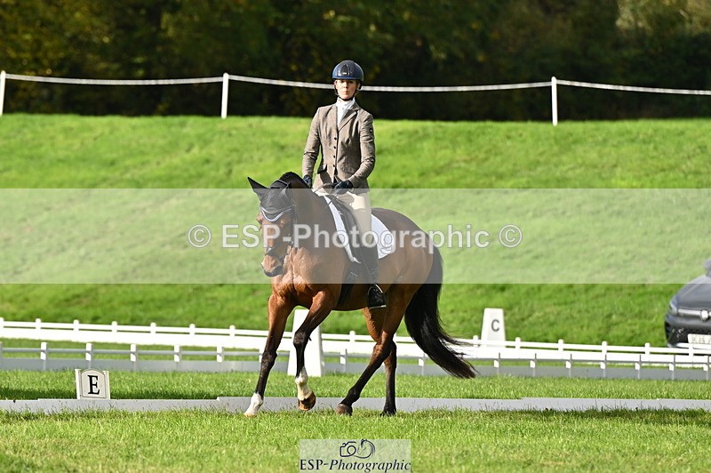 251024A-101553-08010 - F-453-Lucy.Lloyd