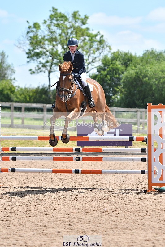 240609A-123615-05252 - Cls 18 Snr Newcomers and 1.10m Open