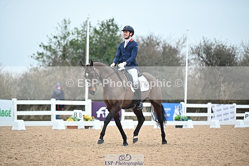 250214-114258-01148 - 239-Angus.Corrie.Deane-FurstIn.Fleur