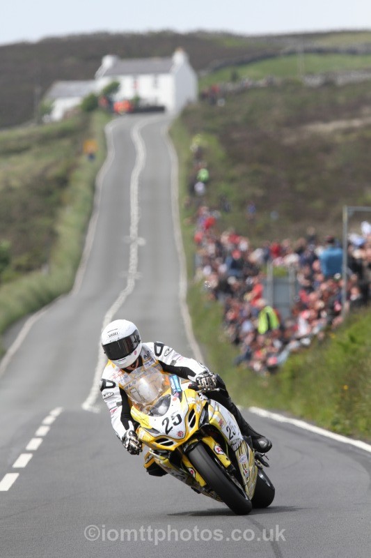 Ian Mackman Suzuki / InFront Motorcycles - Pokerstars Senior TT