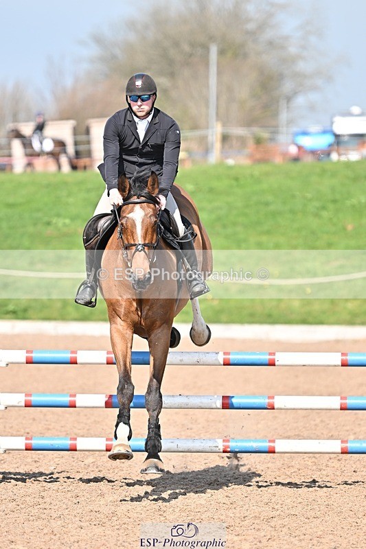 250326-124320-00715 - Cls 4 Newcomers and 1.10m