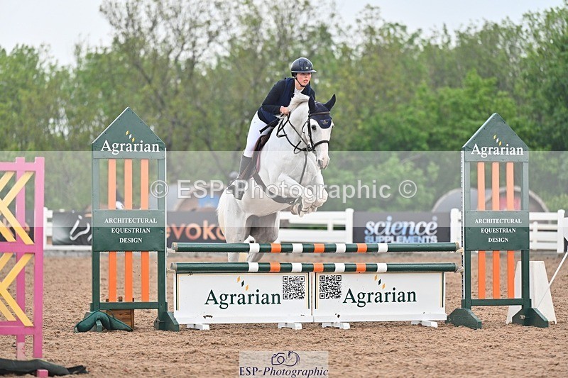 260508-084333-04226 - Cls 17 British Novice and 90cm Open