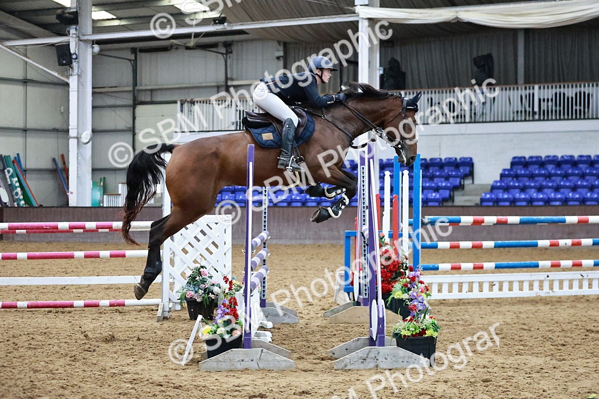 SBM_001909 - Class 5 - Senior Foxhunter 1.20m