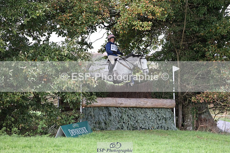 241025-150618-09210 - 212-Clare.Chamberlayne-STARLINER