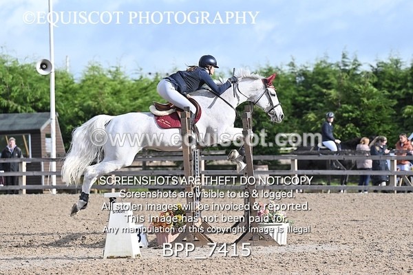 BPP_7415 - CLASS 3 Senior BritiNovice/ 90cm Open