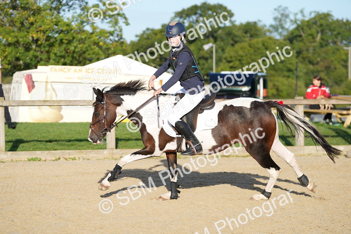 SBM_14064 - J57 - Clear Round 60cm