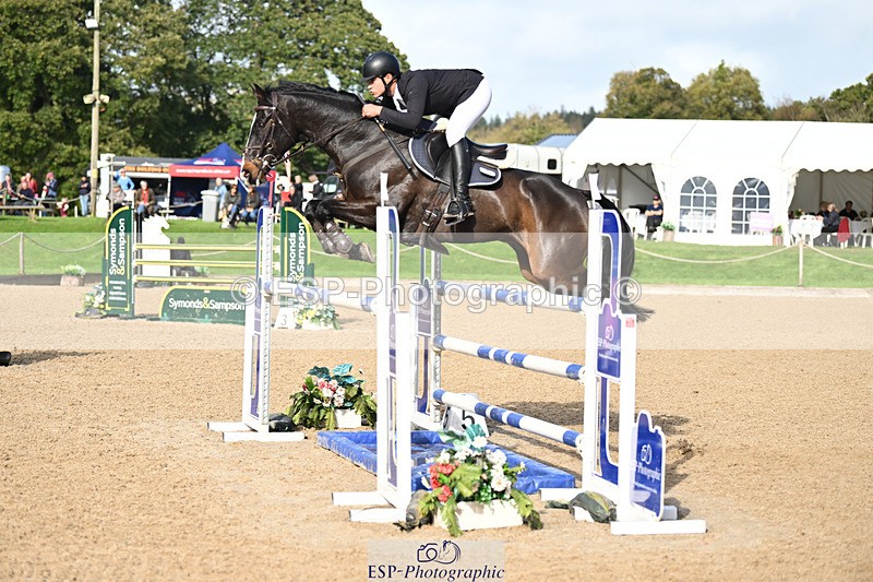 241025-124523-07726 - 226-Matteo.Gallucci-CASTLERICHMOND.WILLIAM