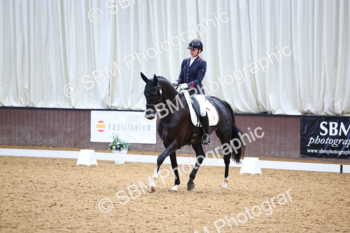 SBM_006396 - Class 5 - novice 6 - 12.04-13.07