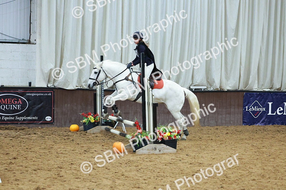 SBM_002865 - Class 4 - Pairs