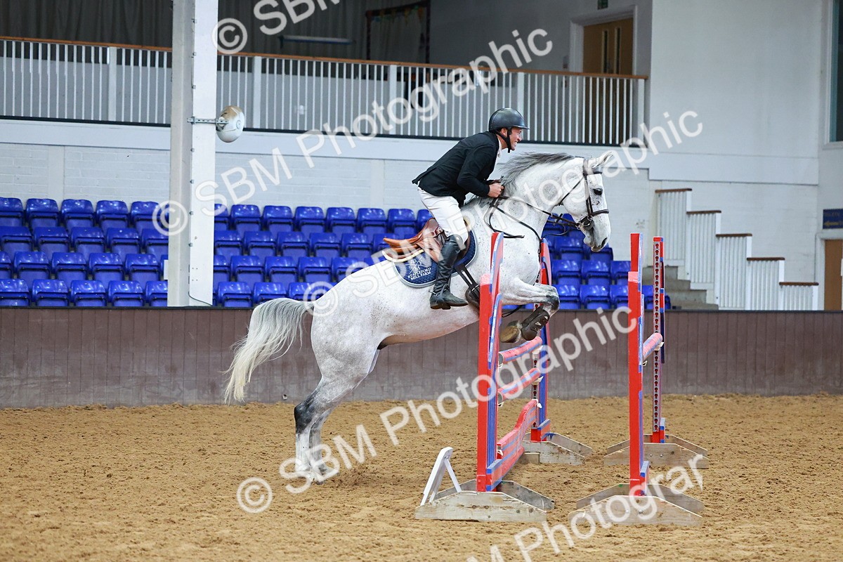 SBM_001584 - Class 4 - Senior Newcomers 1.10m