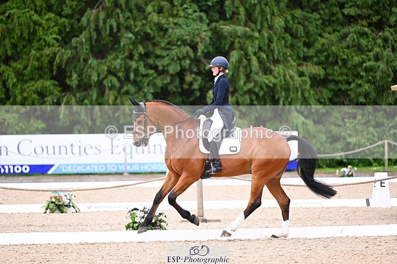 240524-125025-09356 - 152-MODRIX_DOR_VAN_DE_MISPELAERE-Annabel_Walsh