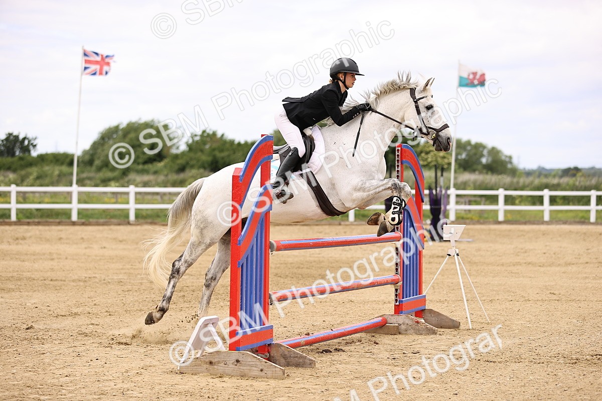 SBM_000395 - Class 4 - 1m showjumping