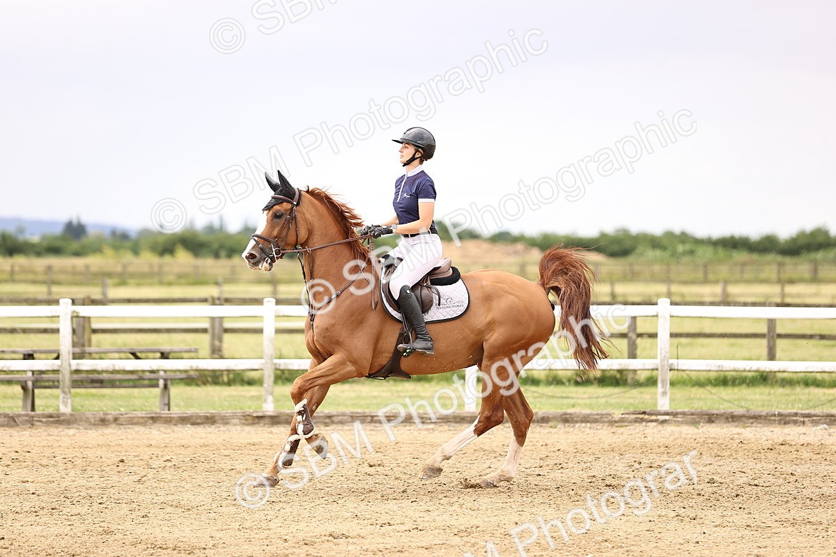 SBM_003210 - Class 21 - Senior Newcomers - 1.10m