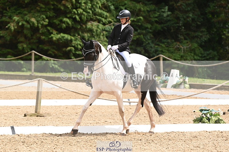 250720A-141821-11677 - 002-Michelle.Wallis-Alvescot.Winning.Mood