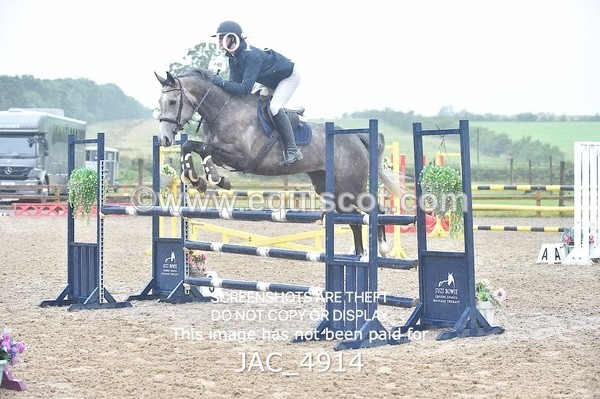 JAC_4914 - CLASS 16 SUN Senior Newcomers/ 1.10m Open