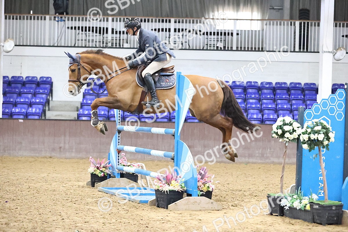 SBM_001933 - Class 10 - Senior Newcomers - 1.10m