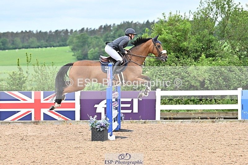 240523A-100449-01444 - Cls 1 Snr 1.05m and 1.10m