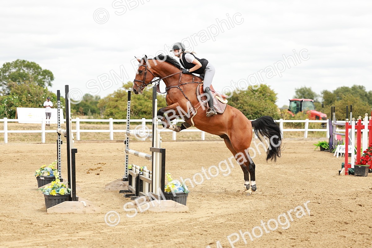 SBM_018860 - Class 21 - Senior Newcomers Championship 2d Rd