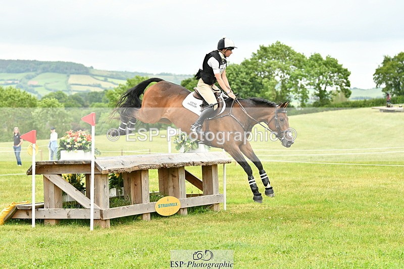 250524A-164946-14849 - C-274-Bizzy.Loffet-LONGBROOK.CHILLI.FLOWER