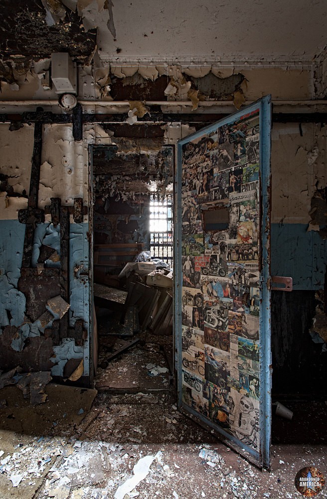  - G. B. Piranesi Prison*