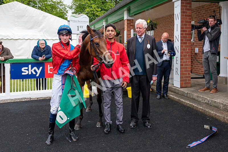 160526-Race 3-Caraway-3535 - Race 3 3.00pm Metaxas Handicap