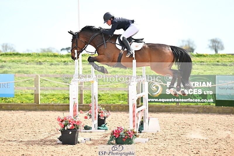 240418A-143757-04463 - Cls 9, 2 Star Big Tour 1.40m