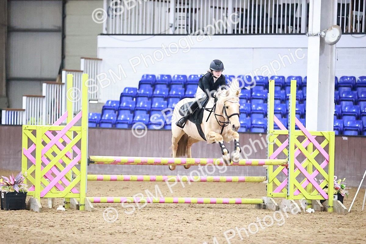 SBM_001778 - Class 9 - Pony Intro 75cm