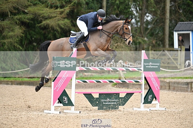 250323A-161225-05196 - Cls 26 National 1.30m Open