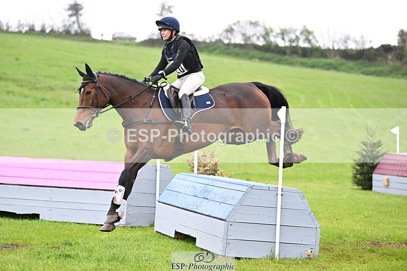 250419-102242-08583 - 420-Fiona.Jones-ABBY.VD.BERGHOEVE.Z