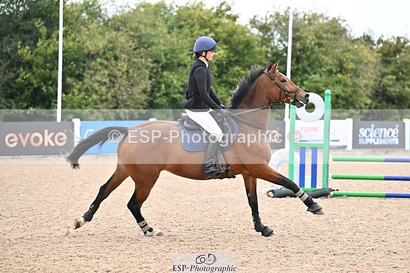 250920-111954-00465 - Cls 22+23 Club and Schools 70cm