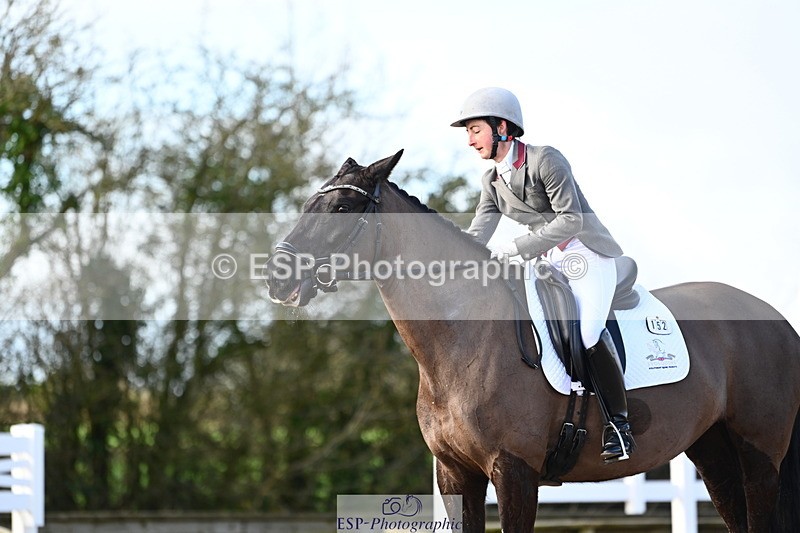 240218A-140545-08561 - 152-Beth.Miller-Lillie.Langtry