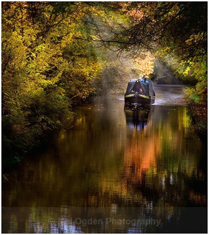 Autumn on the Canal - Britain and the British