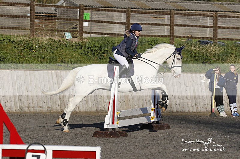 _EST0059 - Bourne Valley Riding Club Winter Showjumping 27/03/22
