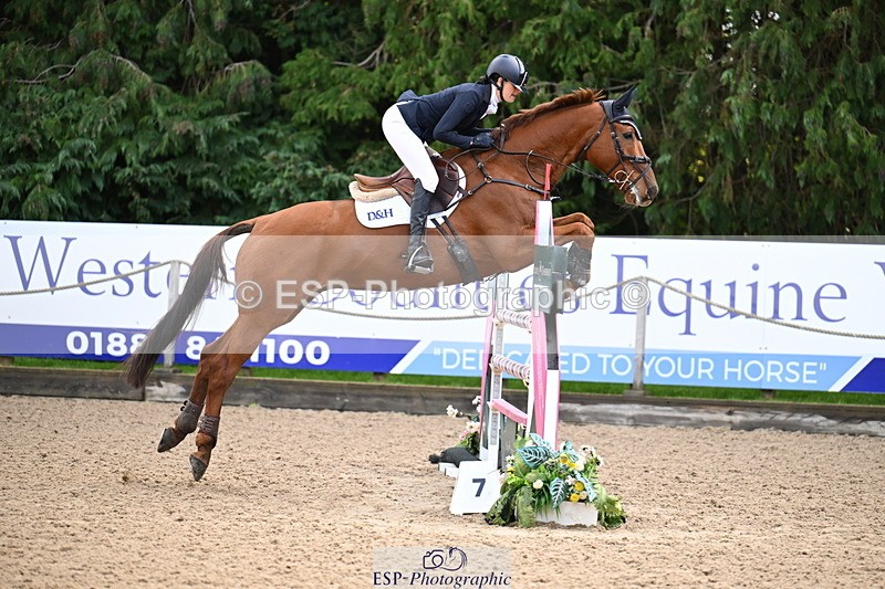 251024A-102653-06444 - B-139-Kirsty.Short