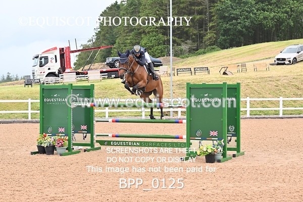BPP_0125 - CLASS 25 SUN HOYS Redpost Equestrian Senior Foxhunter Second Round