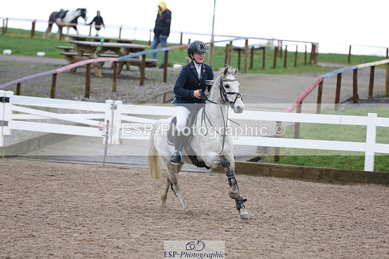 240211A-104005-02184 - Cls 4 Pony Discovery & 90cm Open