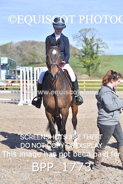 BPP_1773 - CLASS 18 SUN Senior Newcomers/ 1.10m Open