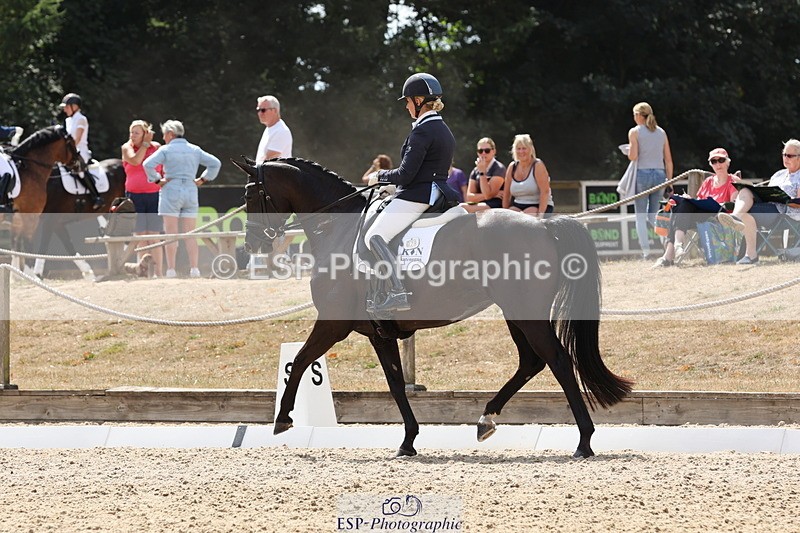 250809A-144357-04368 - 028-Sameera.RahmatallaForget.Me.Not.NE