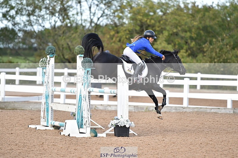 231015A-134014-08388 - Cls 25 95cm Amateur Q 2nd R