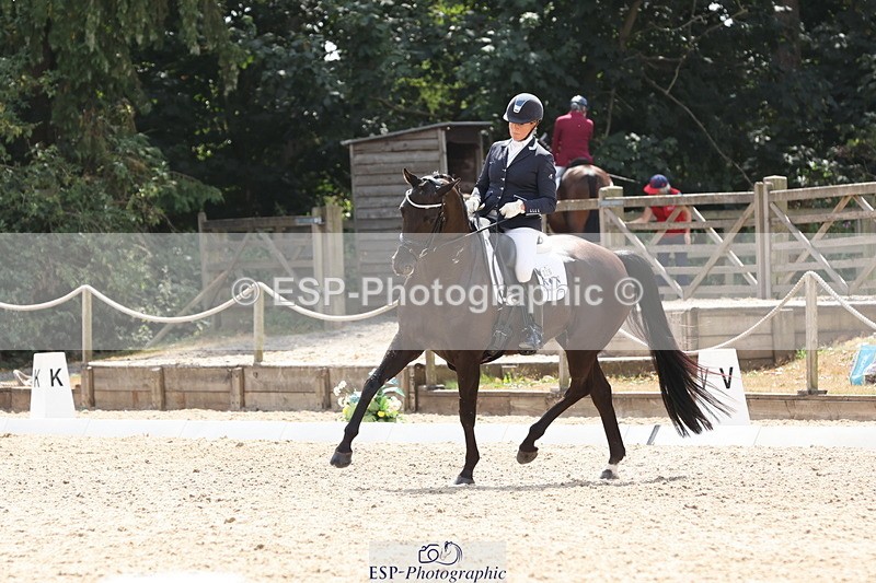 250809A-144404-04370 - 028-Sameera.RahmatallaForget.Me.Not.NE