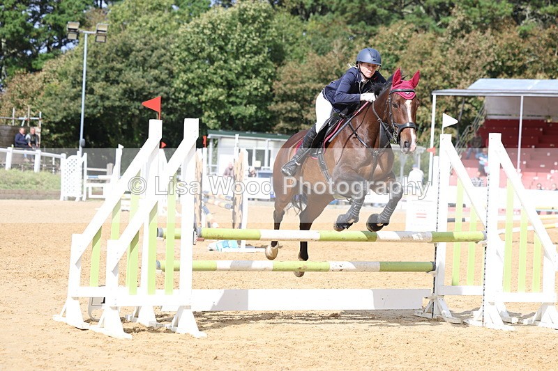 3E7A9654 - Class 10: Senior 95cm open