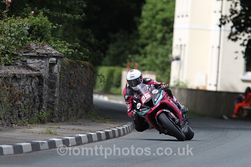  - Superstock Race